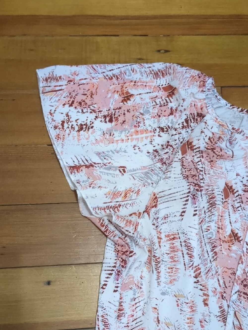 SIMPLE FUN - SIZE XL Flowy Ruffle-Sleeve Blouse - Picture 8 of 14